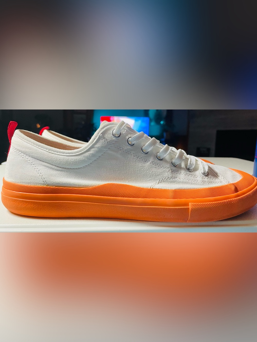 Chick-fil-a Zesty Buffalo Low White Shoes Sneakers Orange Dipped Rare 
11M